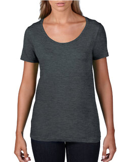Women`s Featherweight Scoop Tee, Anvil 391 // A391